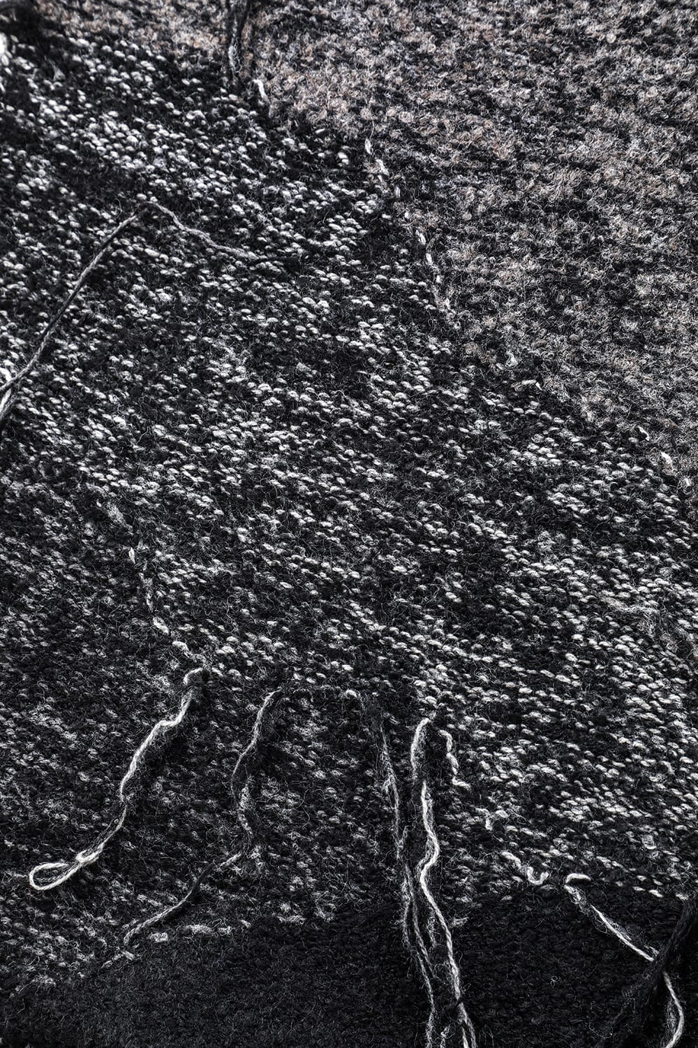 Grunge Muffler Black