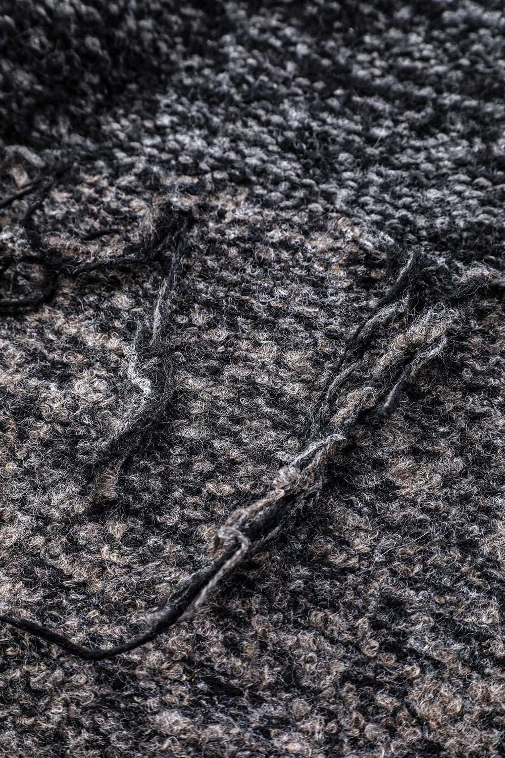 Grunge Muffler Black