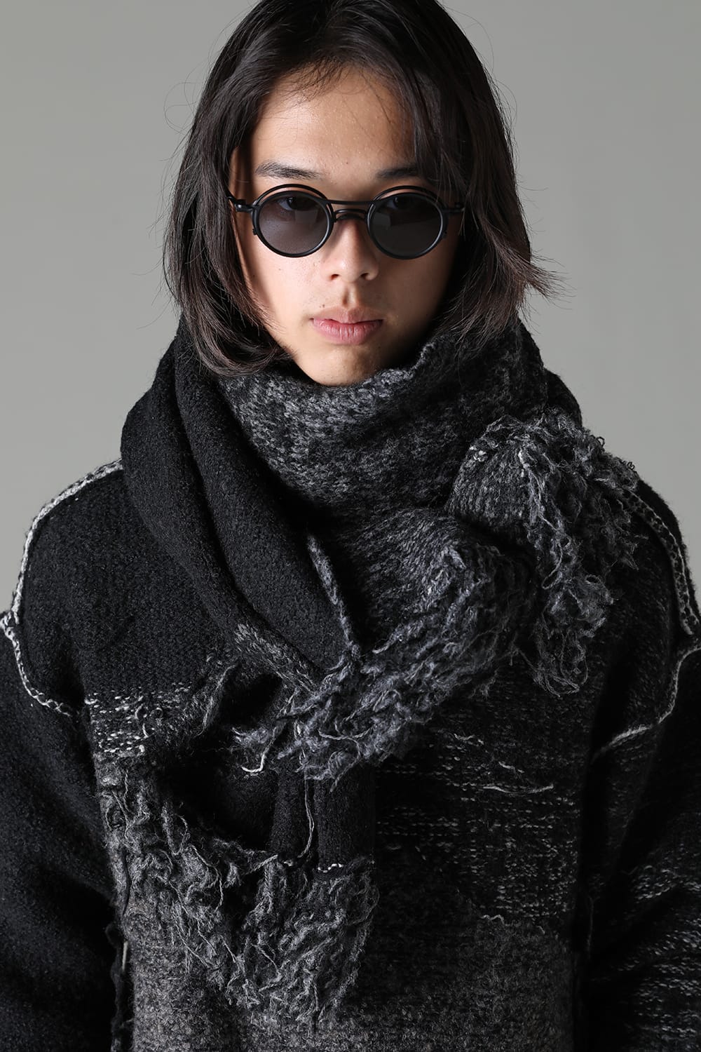 Grunge Muffler Black