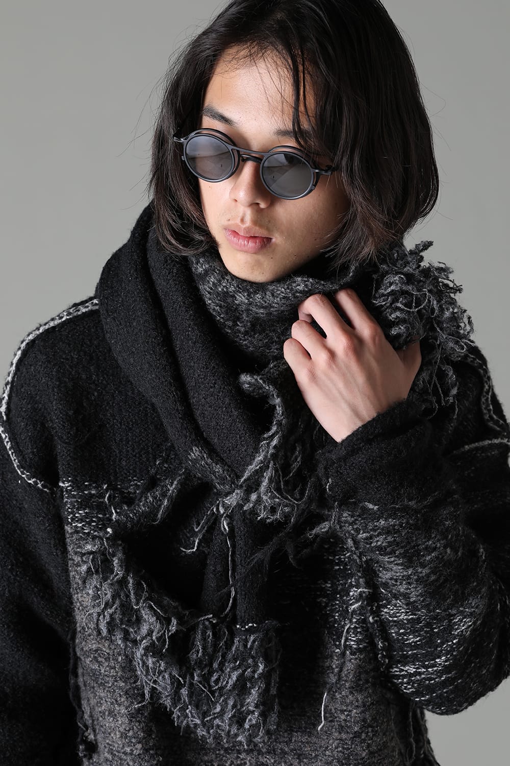 Grunge Muffler Black