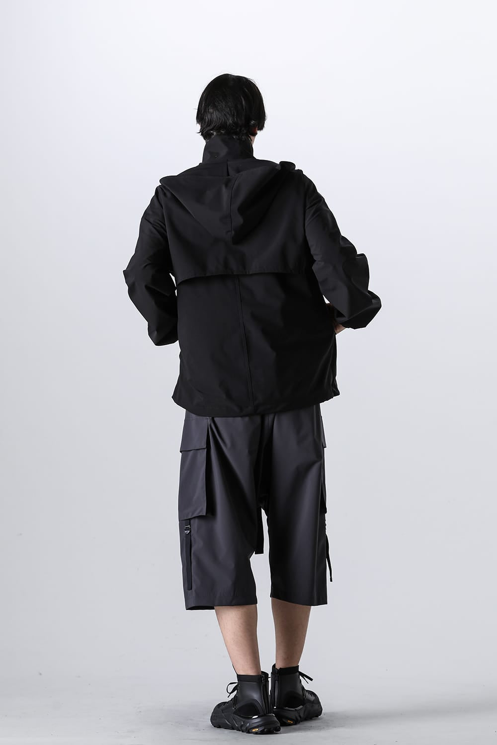 Water-Repellent Short Pants Dark Gray