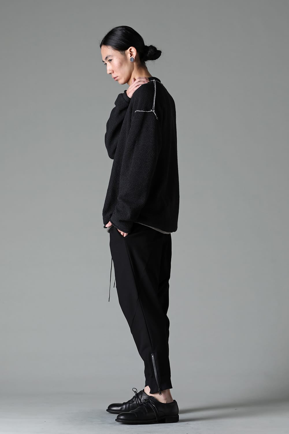 7G Pullover Sweater Black