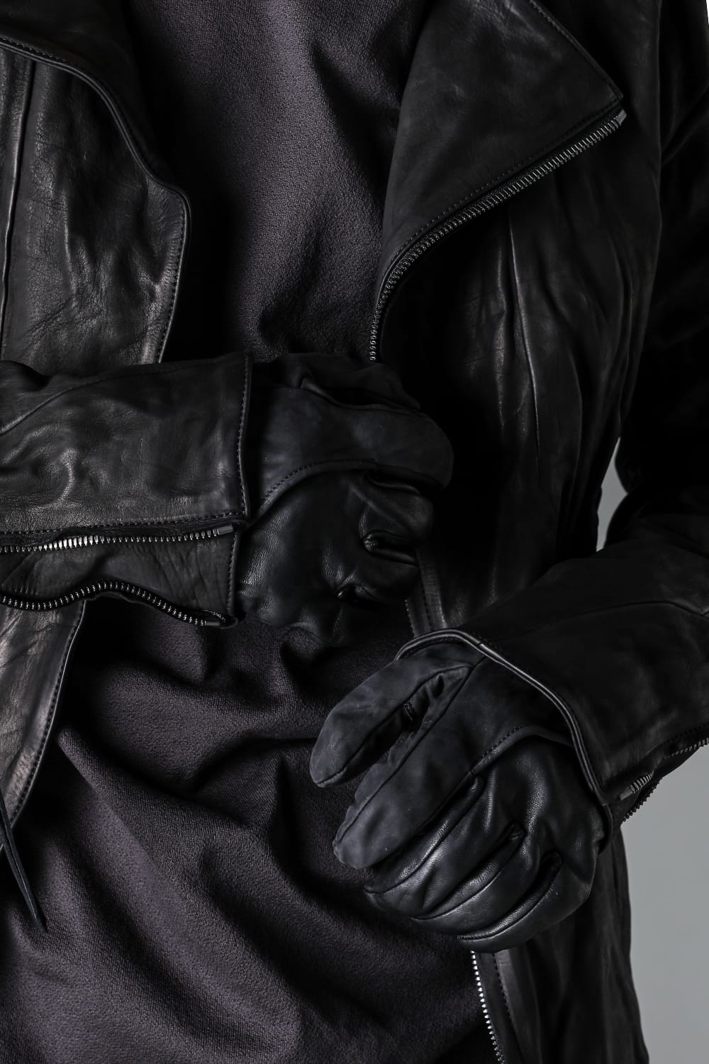 D.HYGEN Collaboration Gloves