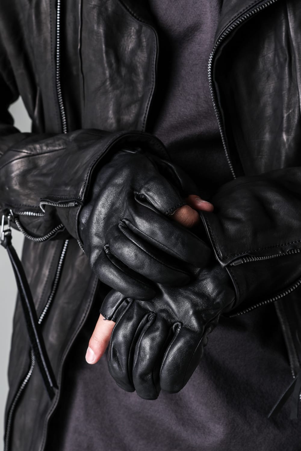 D.HYGEN Collaboration Gloves