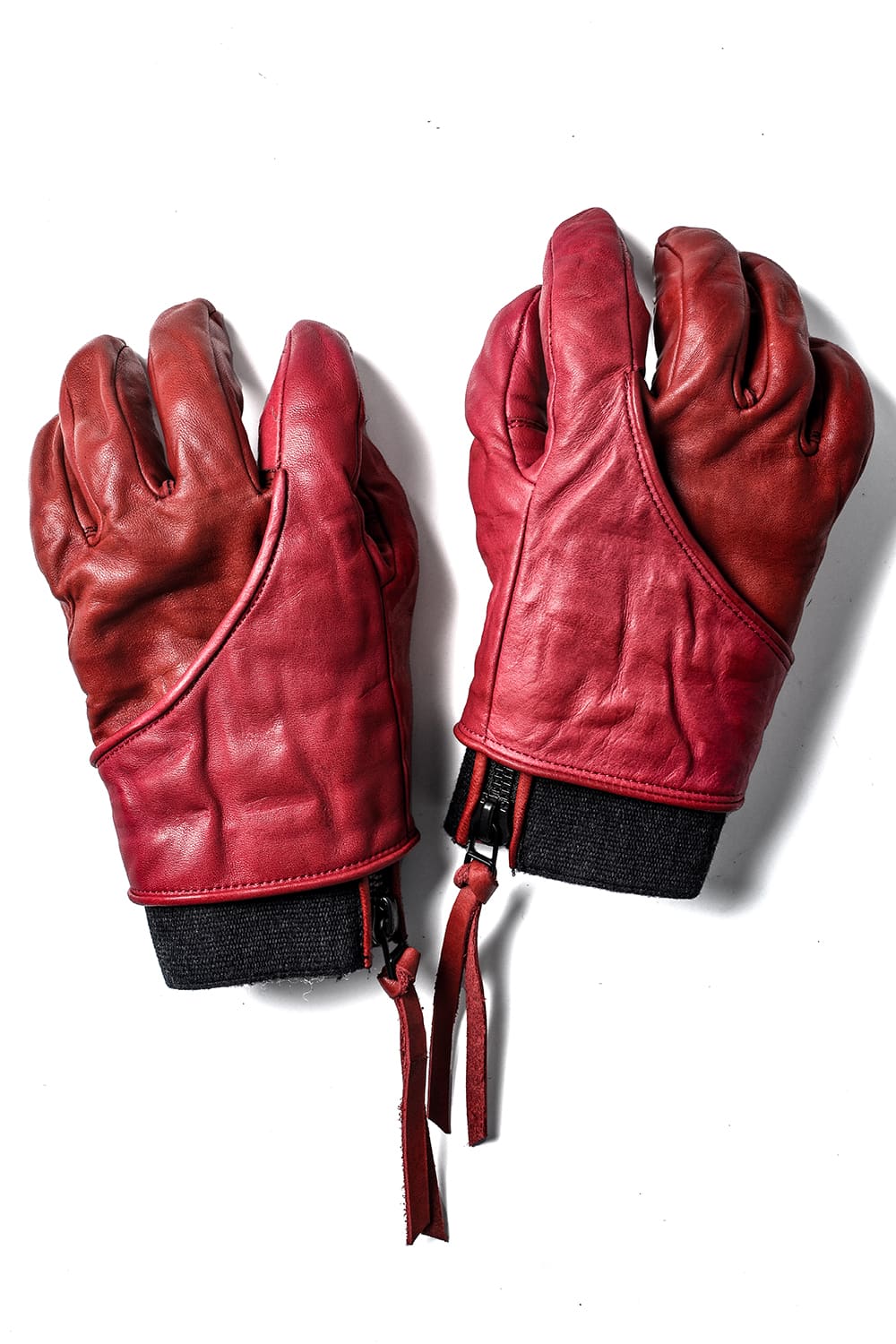 D.HYGEN x The Viridi-anne Collaboration Glove Red