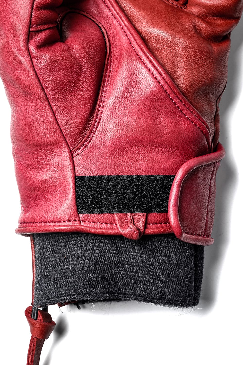 D.HYGEN x The Viridi-anne Collaboration Glove Red