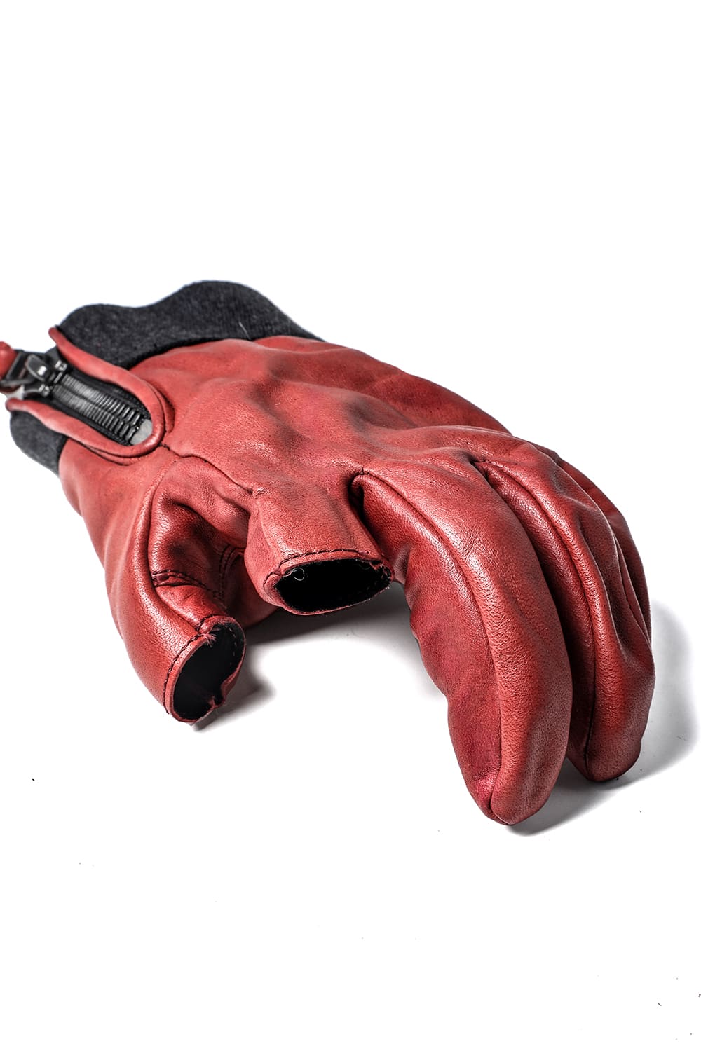 D.HYGEN x The Viridi-anne Collaboration Glove Red
