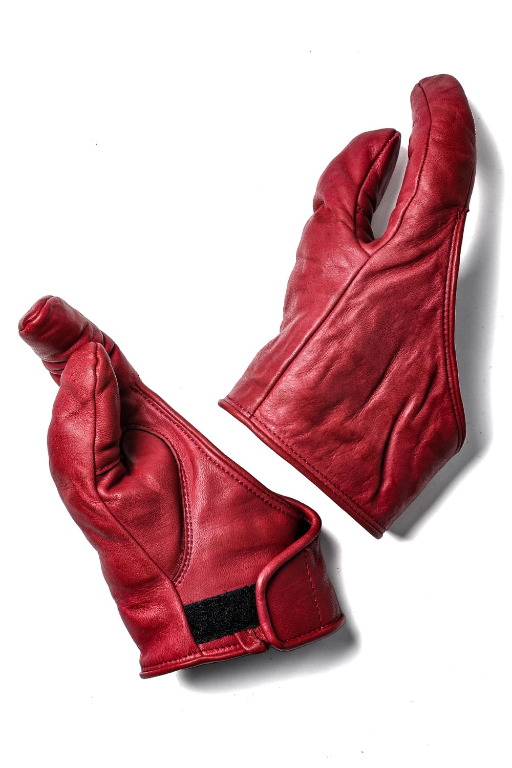 D.HYGEN x The Viridi-anne Collaboration Glove Red