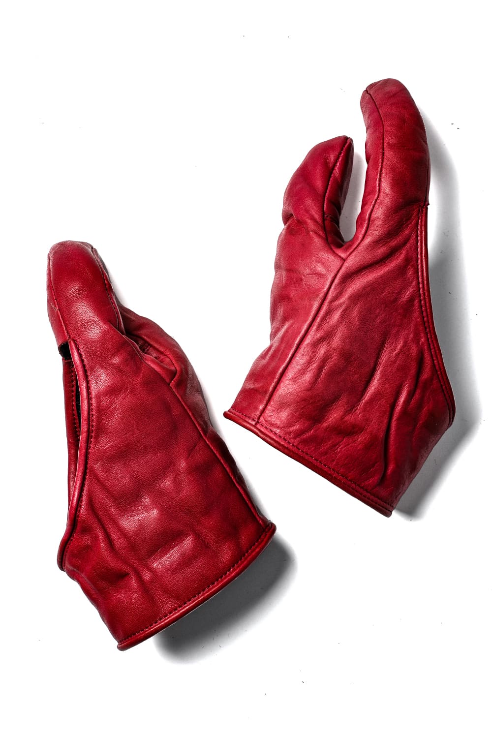 D.HYGEN x The Viridi-anne Collaboration Glove Red