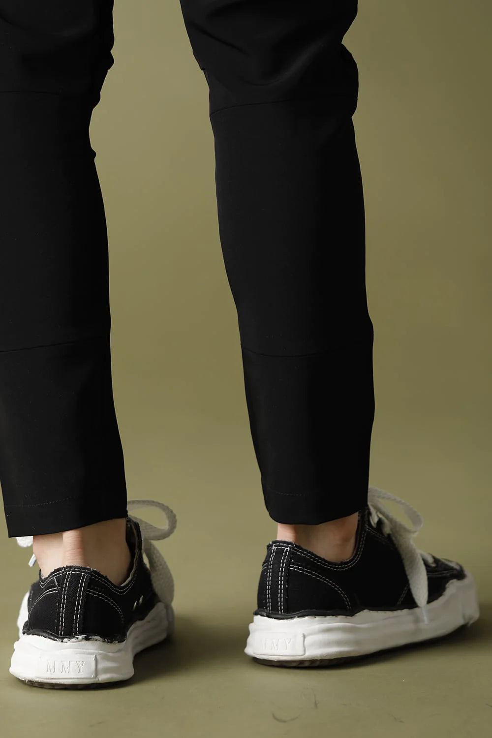 PETERSON Canvas Low Cut Sneaker Black