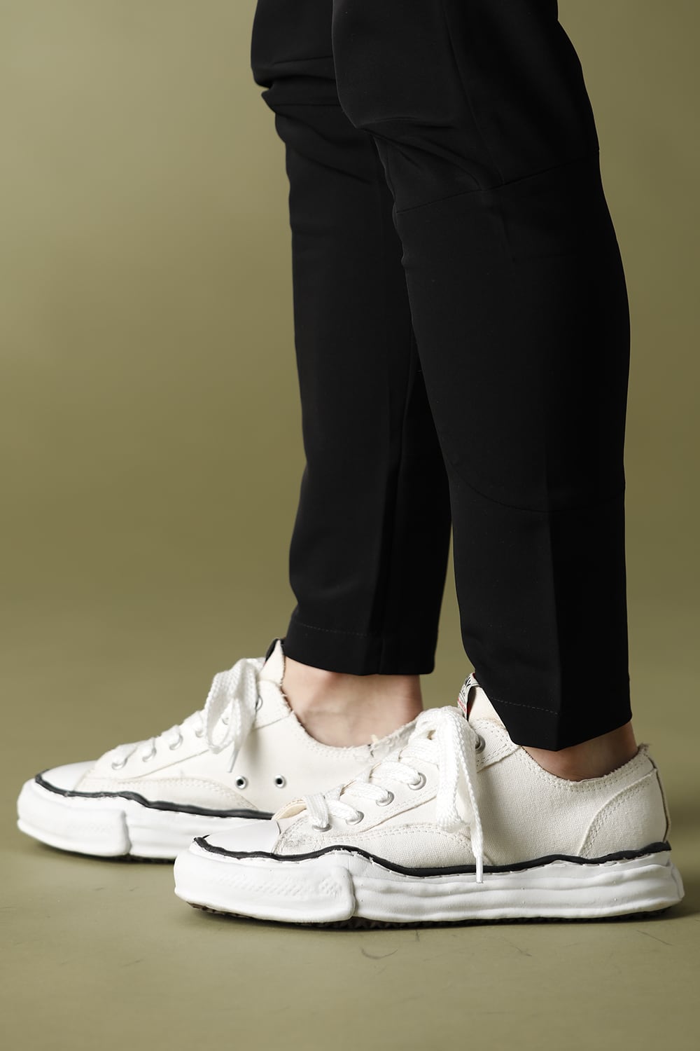 PETERSON Canvas Low Cut Sneaker White