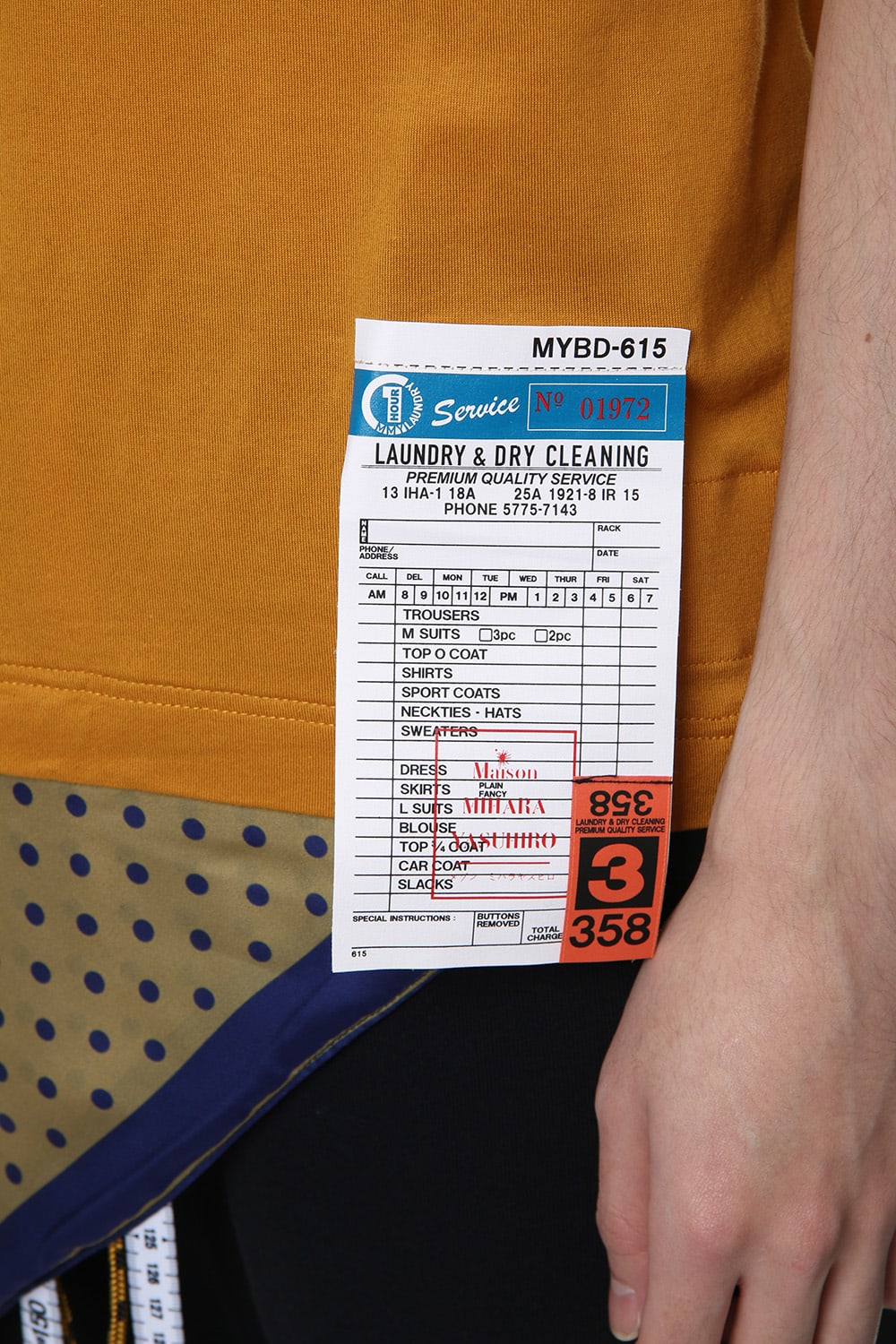 Scarf T-shirt Yellow