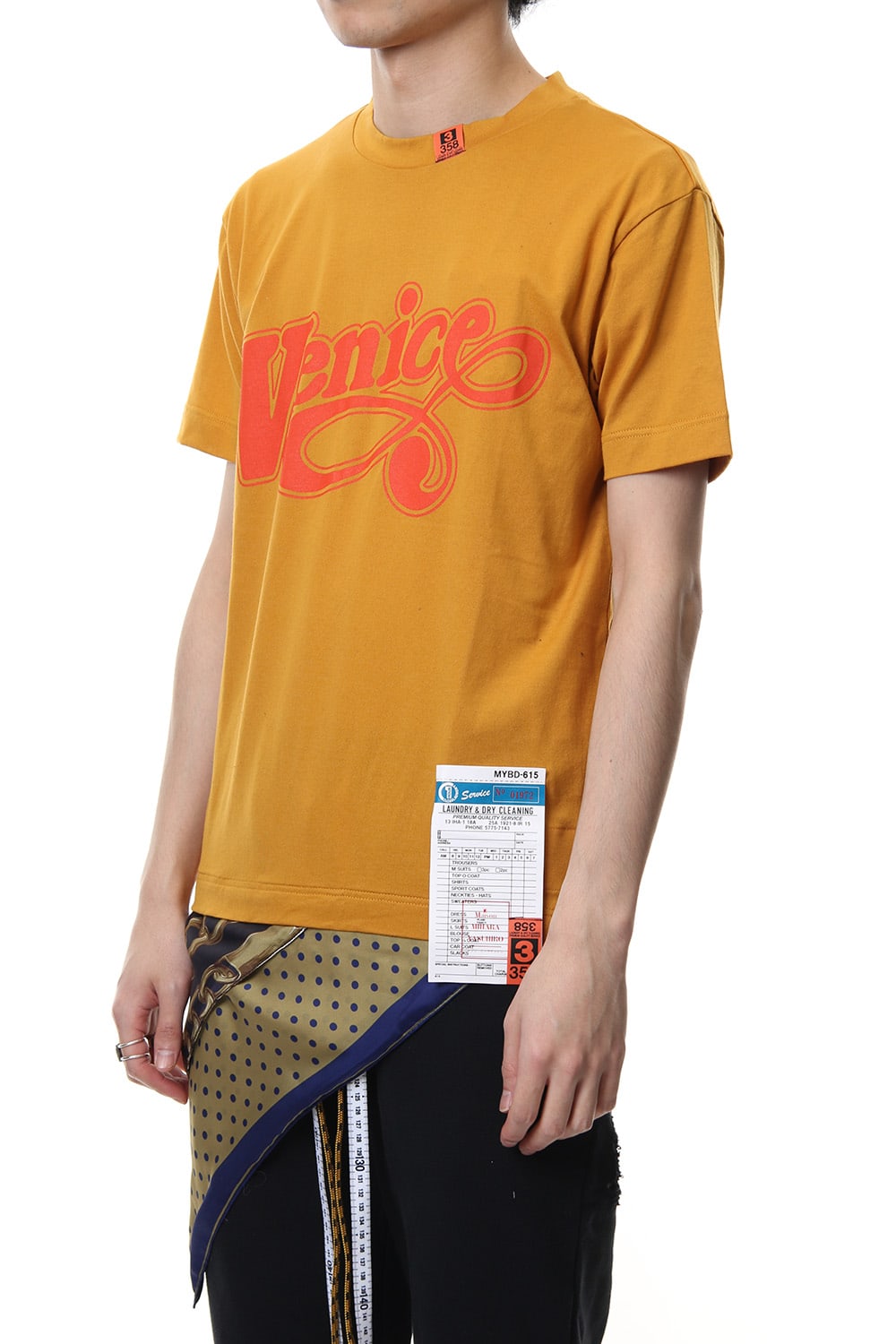 Scarf T-shirt Yellow