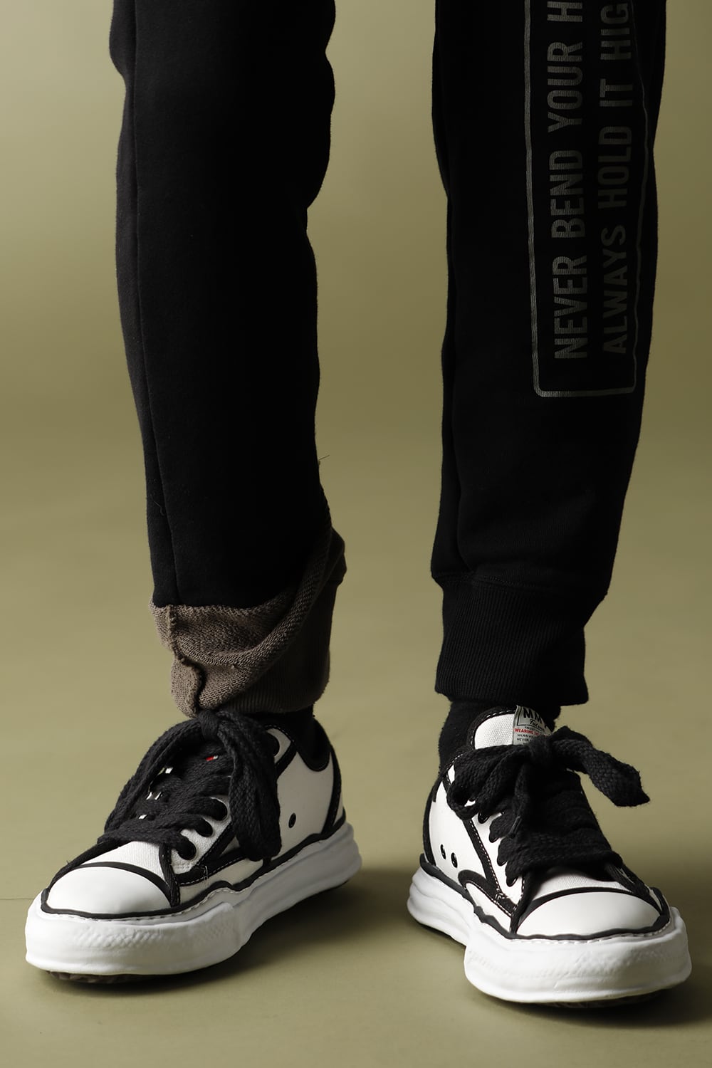 Original sole Trick detail lowcut sneaker White Delivery END of September