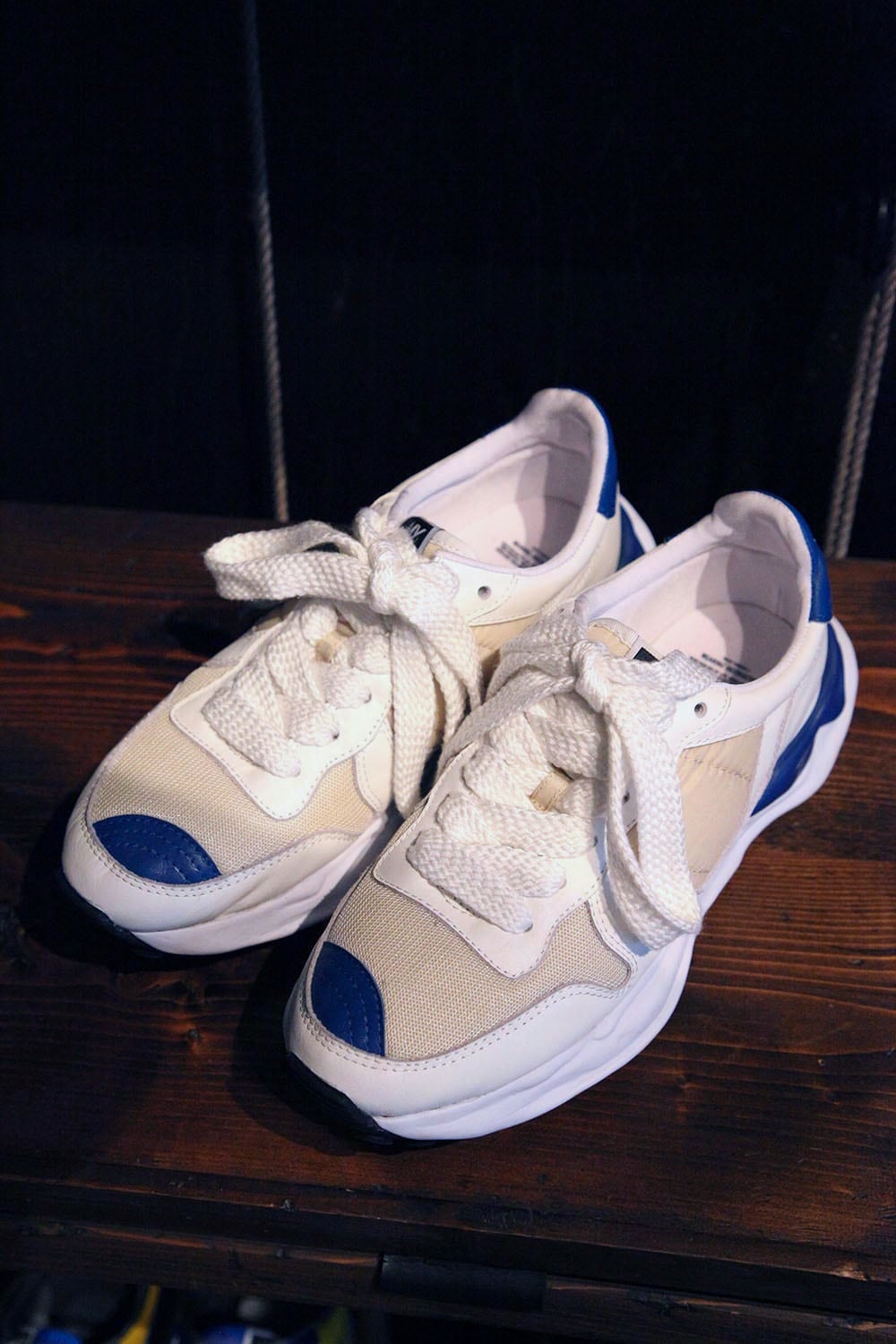 Original sole Running sneaker White