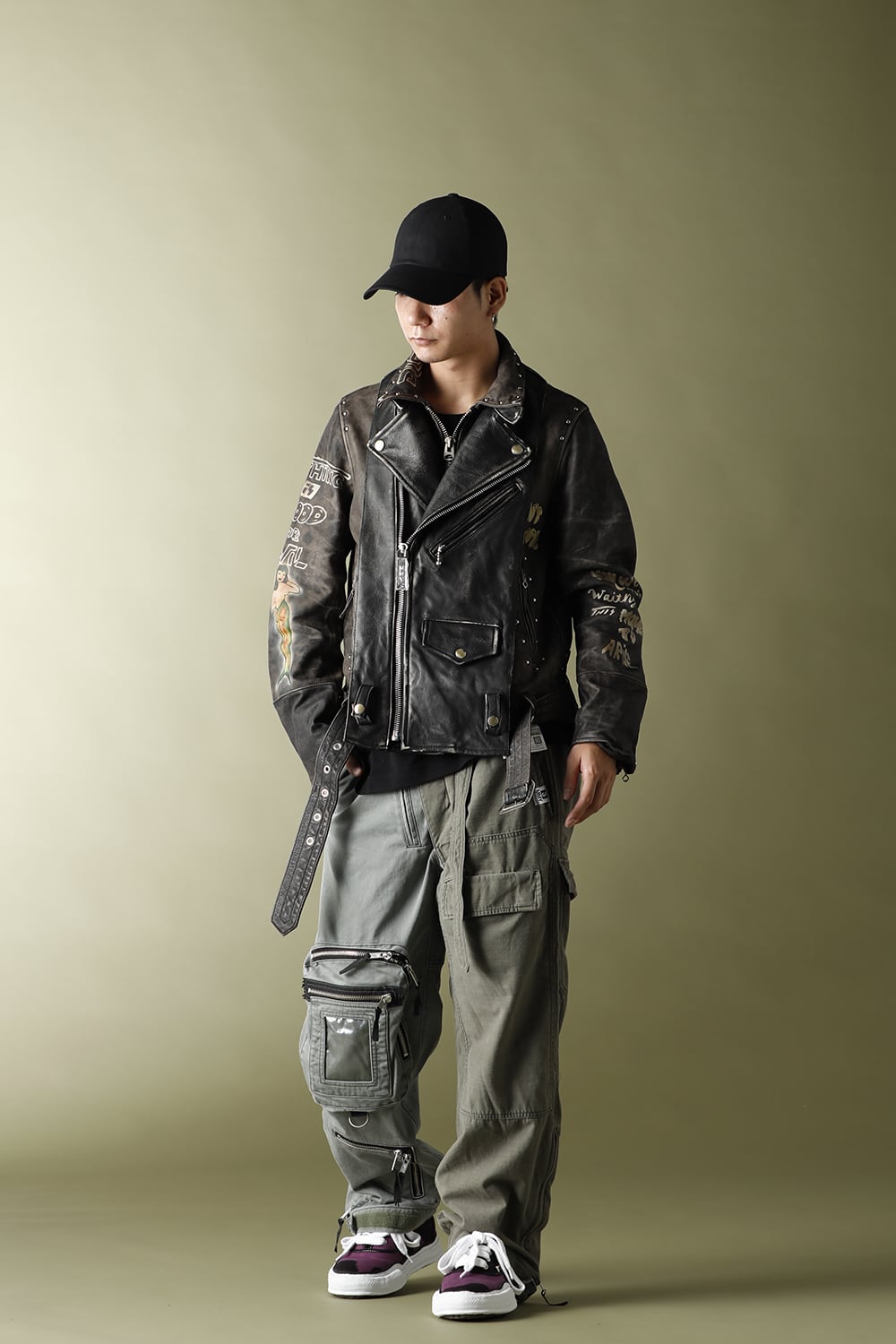 Left docking Military pants Khaki