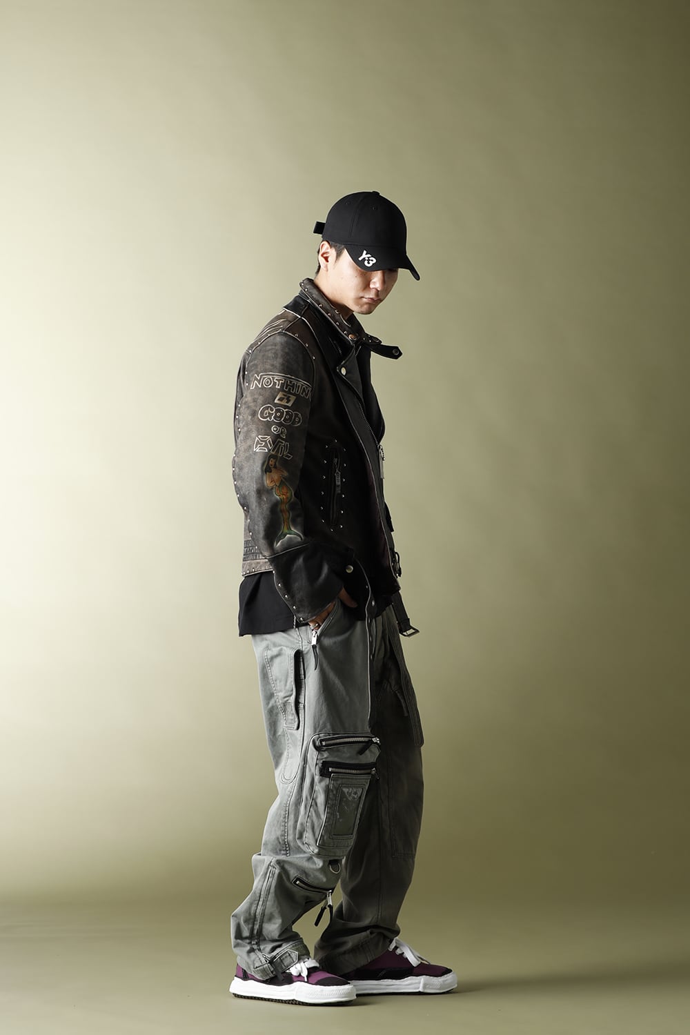 Left docking Military pants Khaki