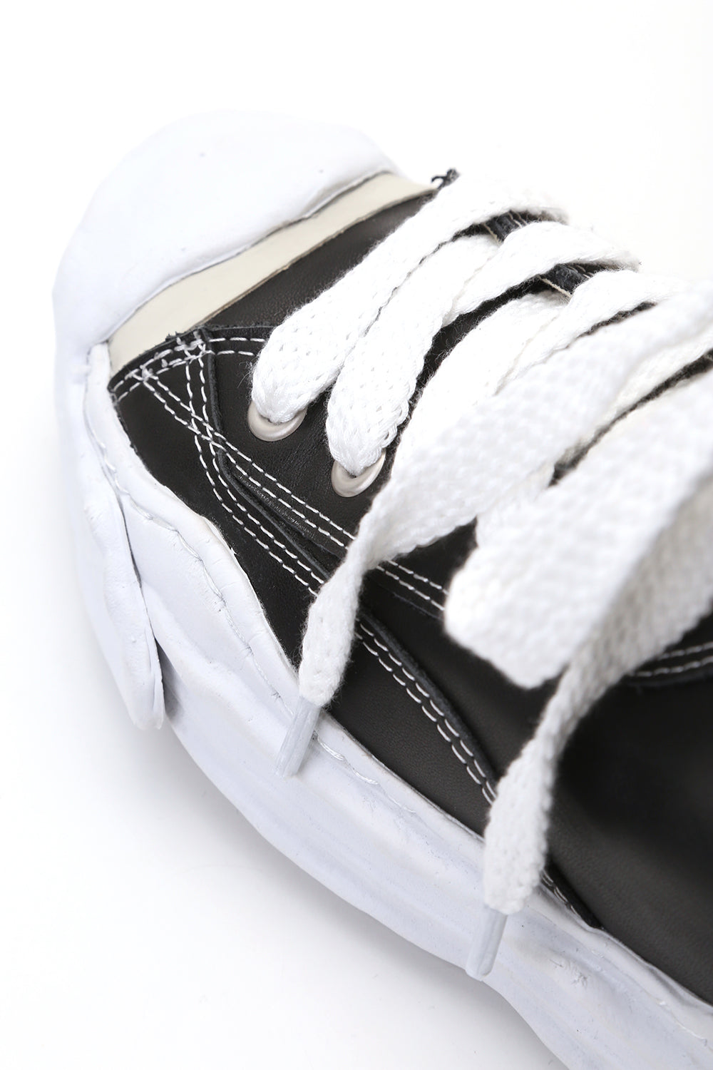 Original sole Toe cap sneaker HI leather Black