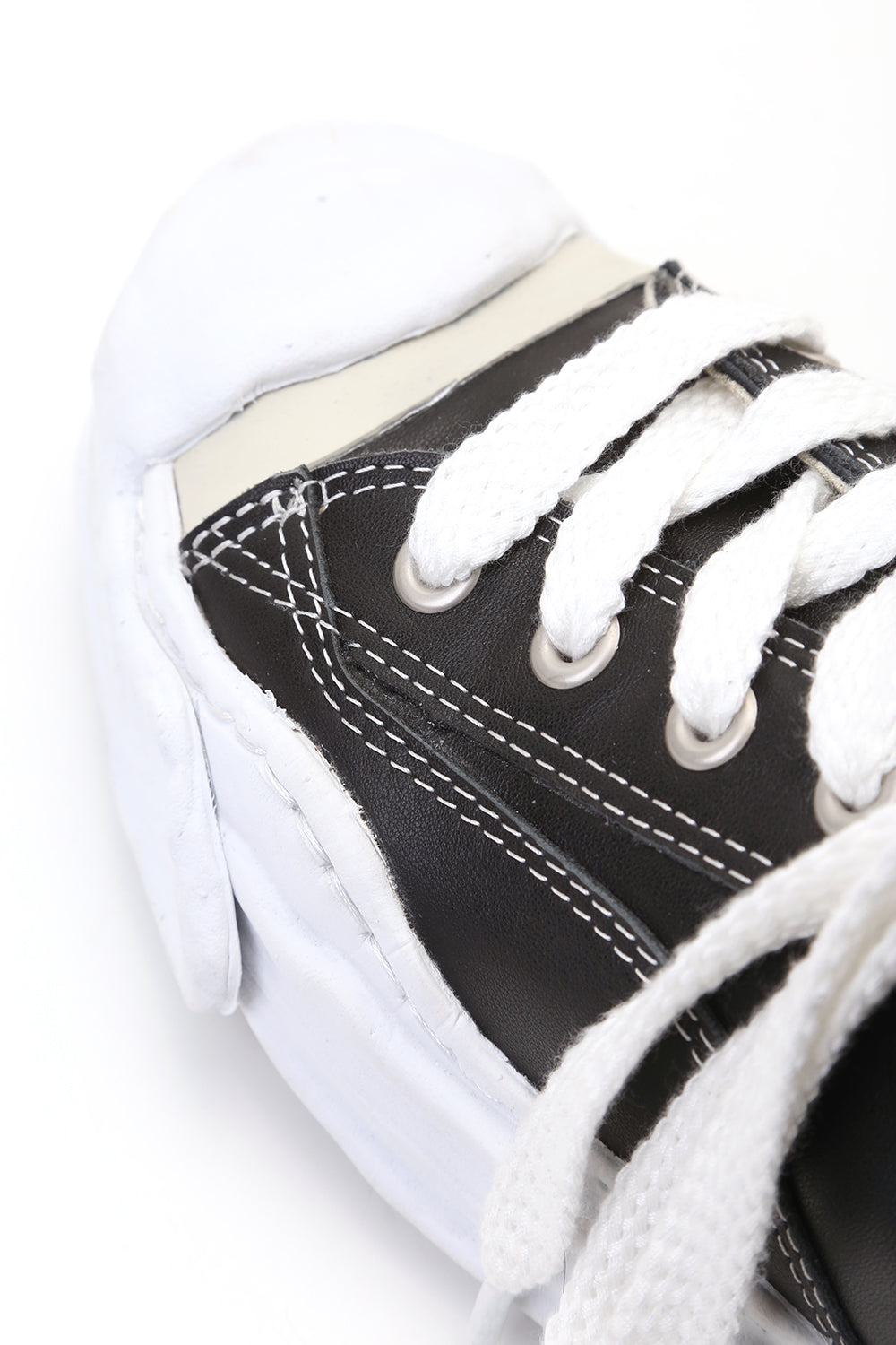 Original sole Toe cap sneaker LOW leather Black