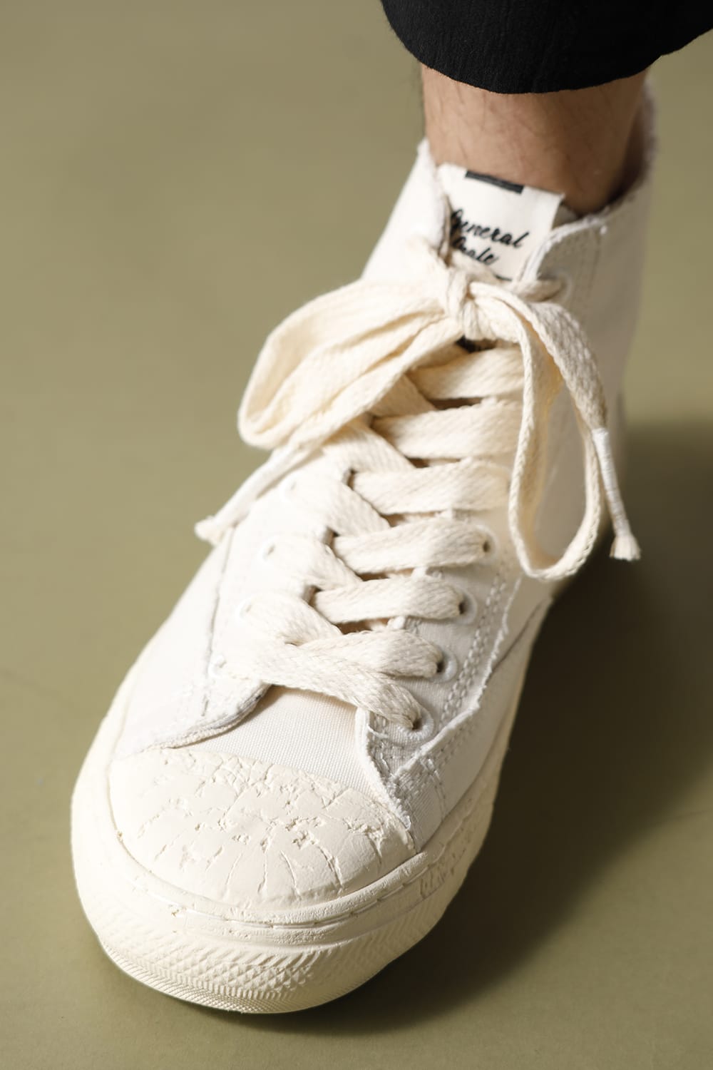 Past Sole Hi Top Sneaker White