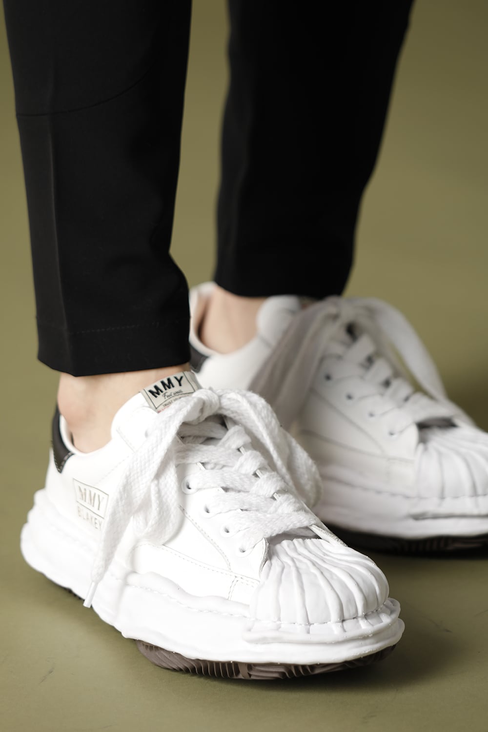 BLAKEY Original sole leather Low-cut sneakers White