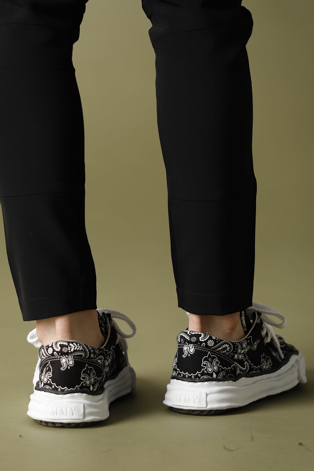 Original sole canvas moccasin bandana sneakers Black