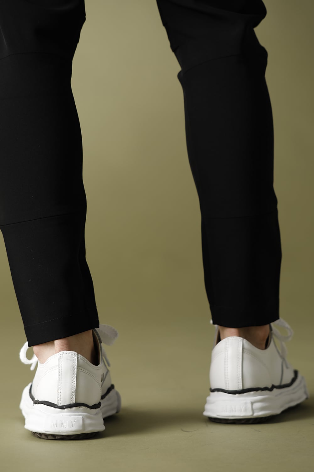 PETERSON leather low-top sneaker White