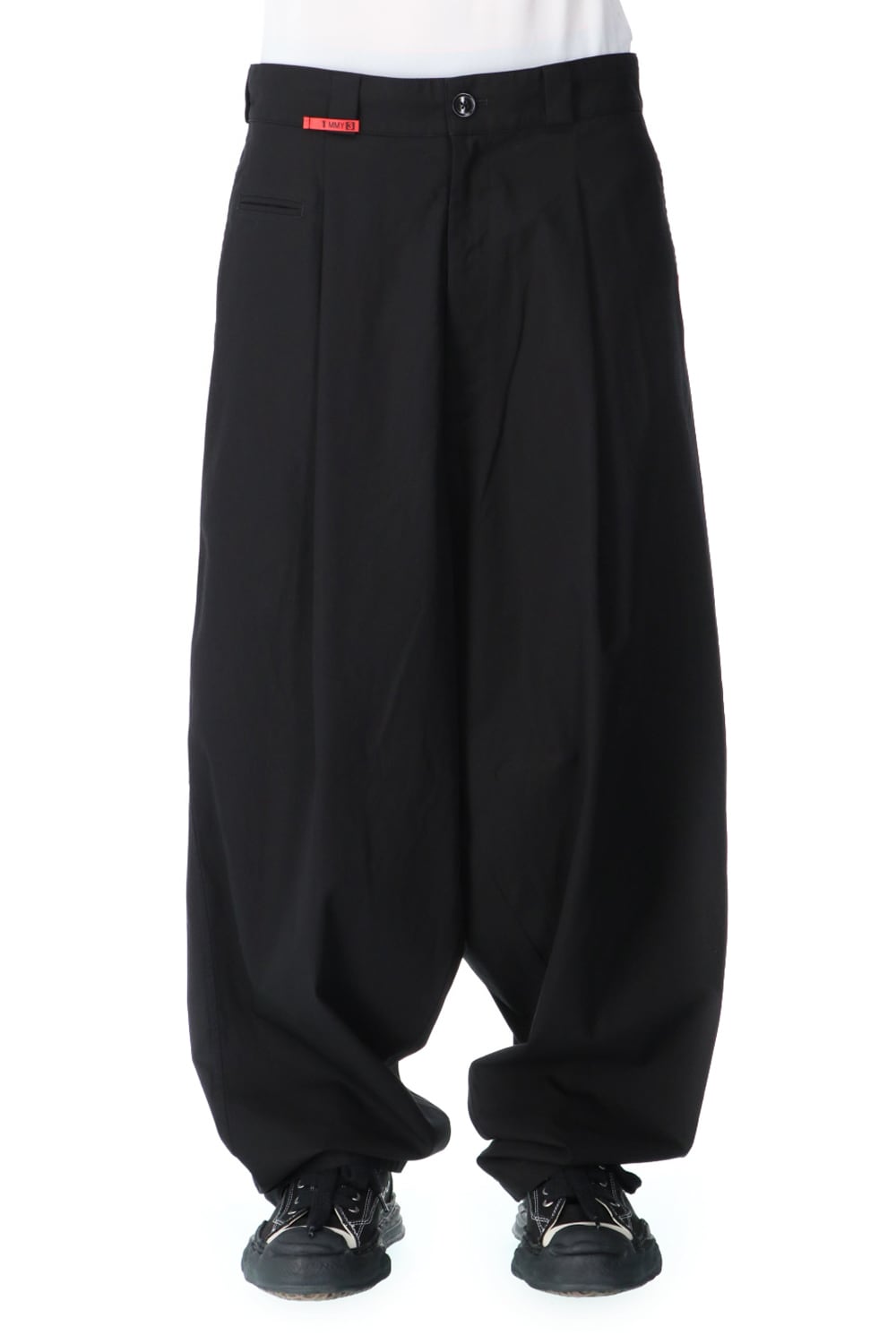 Over-sized Smooth Chino Pants