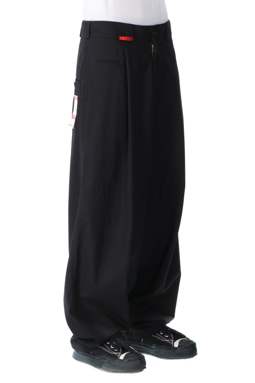 Over-sized Smooth Chino Pants