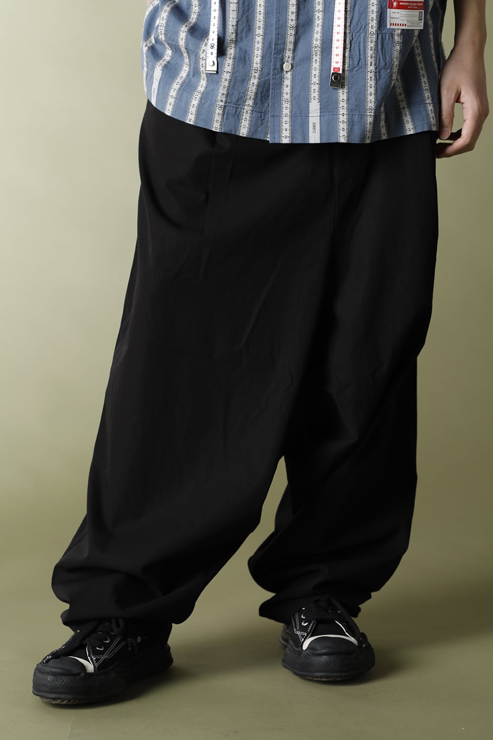 Over-sized Smooth Chino Pants