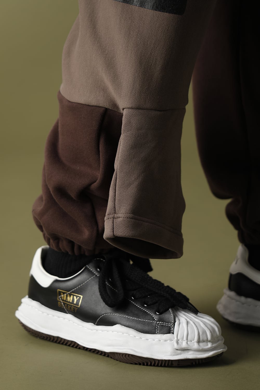 Inset T-shirt pants Brown