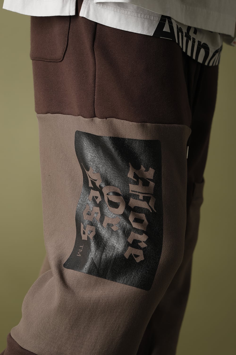 Inset T-shirt pants Brown