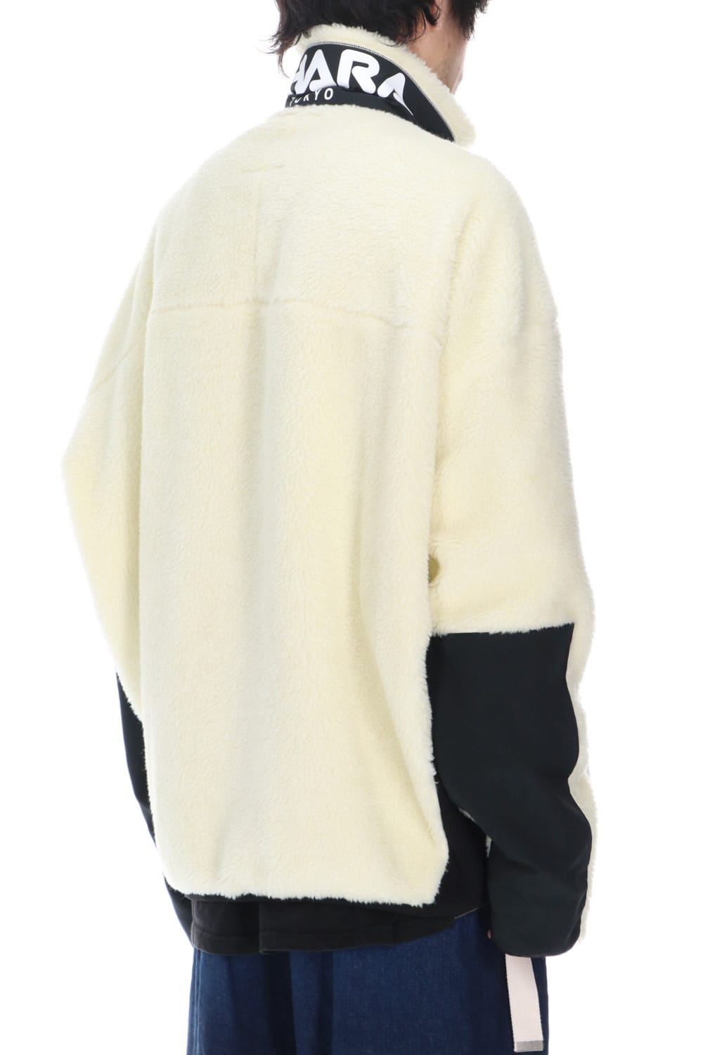 Wide back boa blouson White