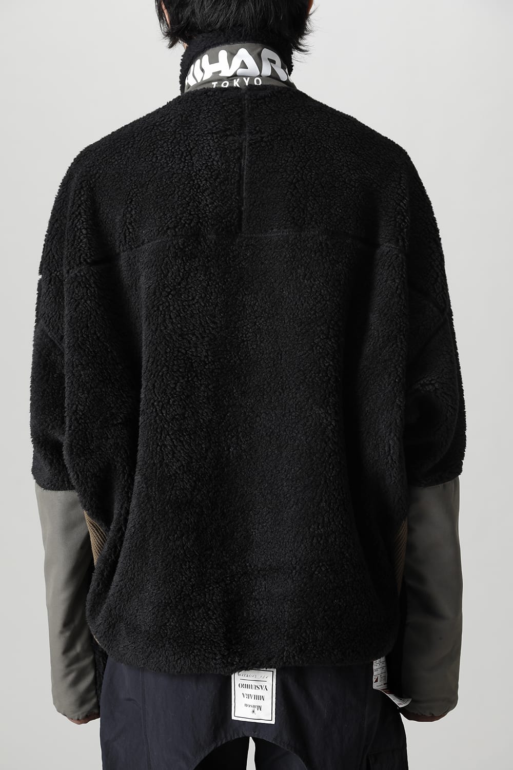 Wide back boa blouson Black