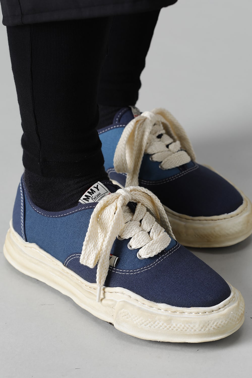 -BAKER- Over-dyed original sole canvas Low-Top sneakers Blue