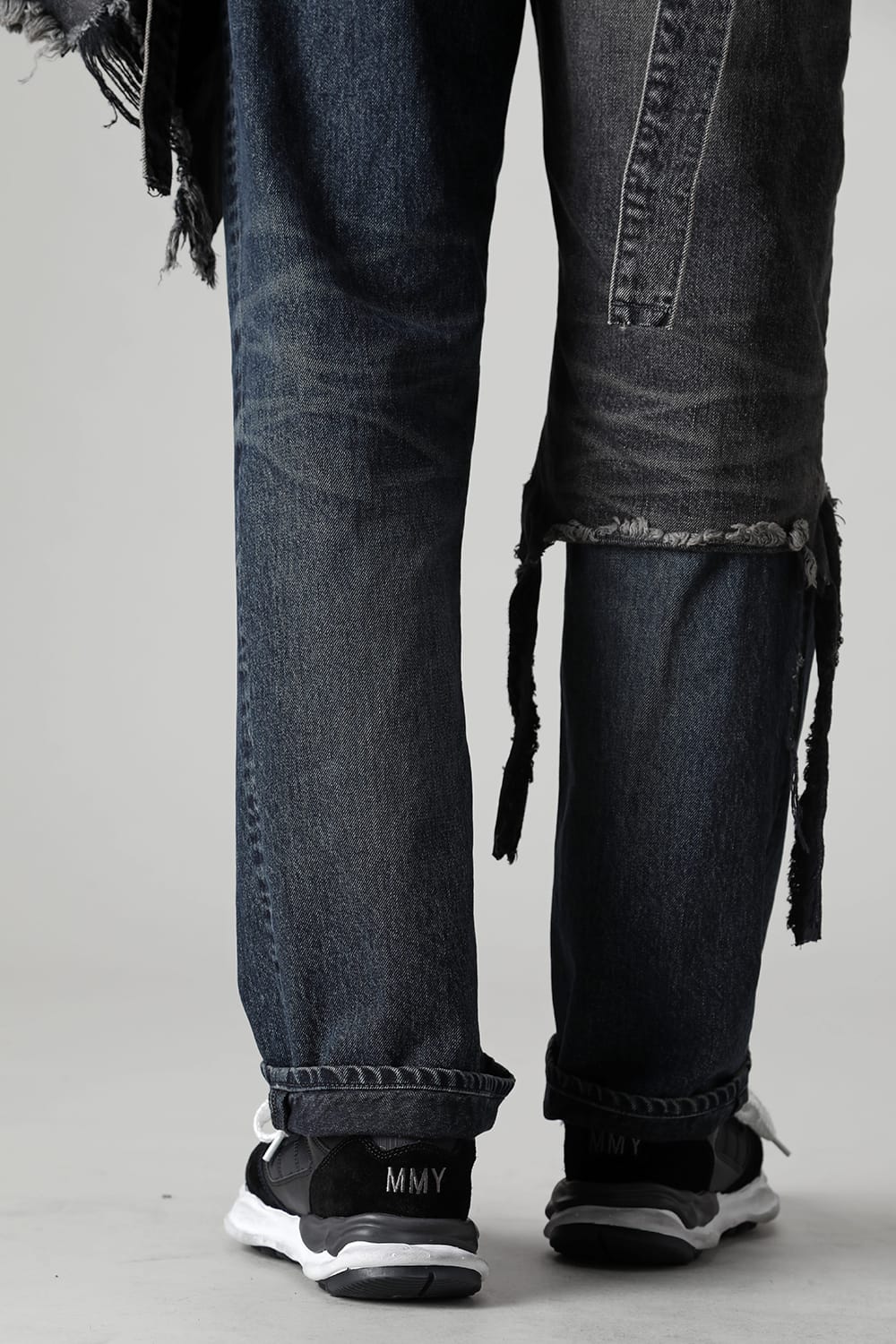 Original distressed effect sole leather Runner sneaker Black