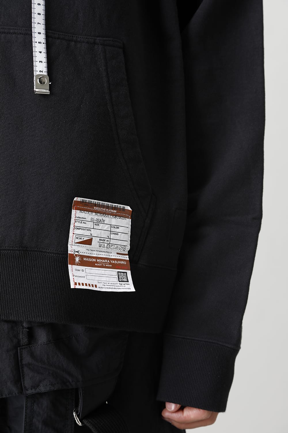 MmY embroideried hoodie Black