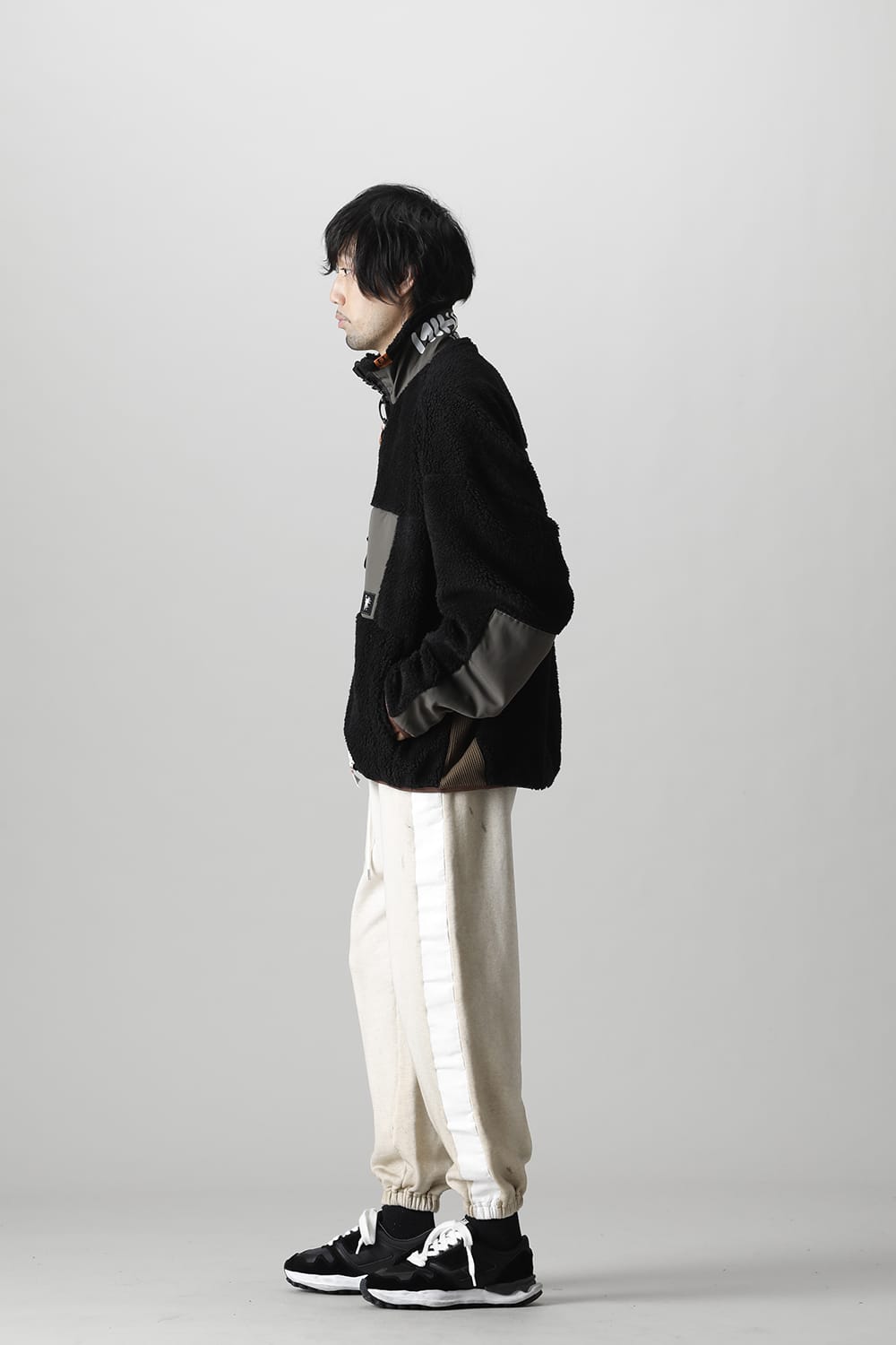 Side painted pants White