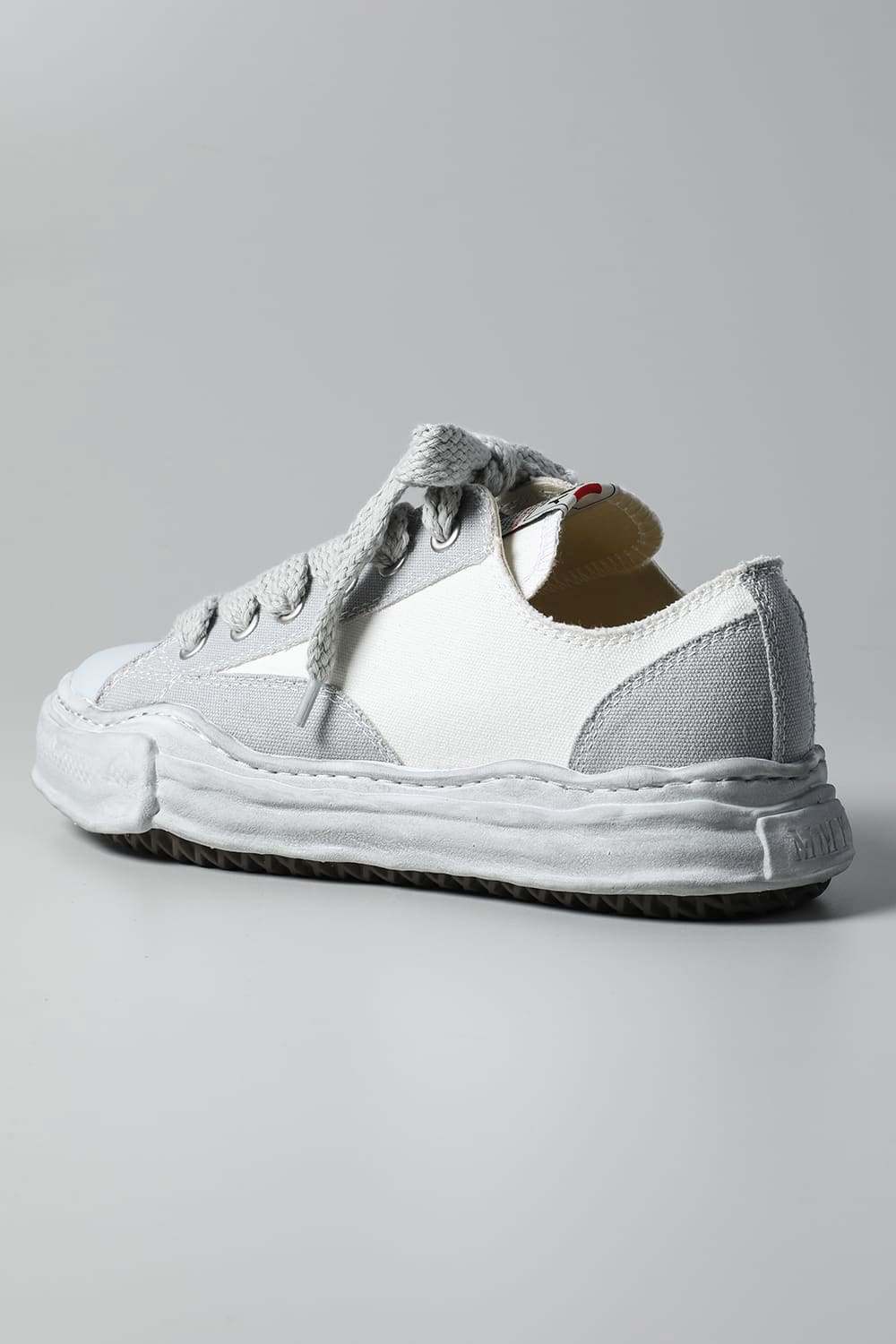 -PETERSON Low- Over-dyed original sole canvas Low-Top sneakers White