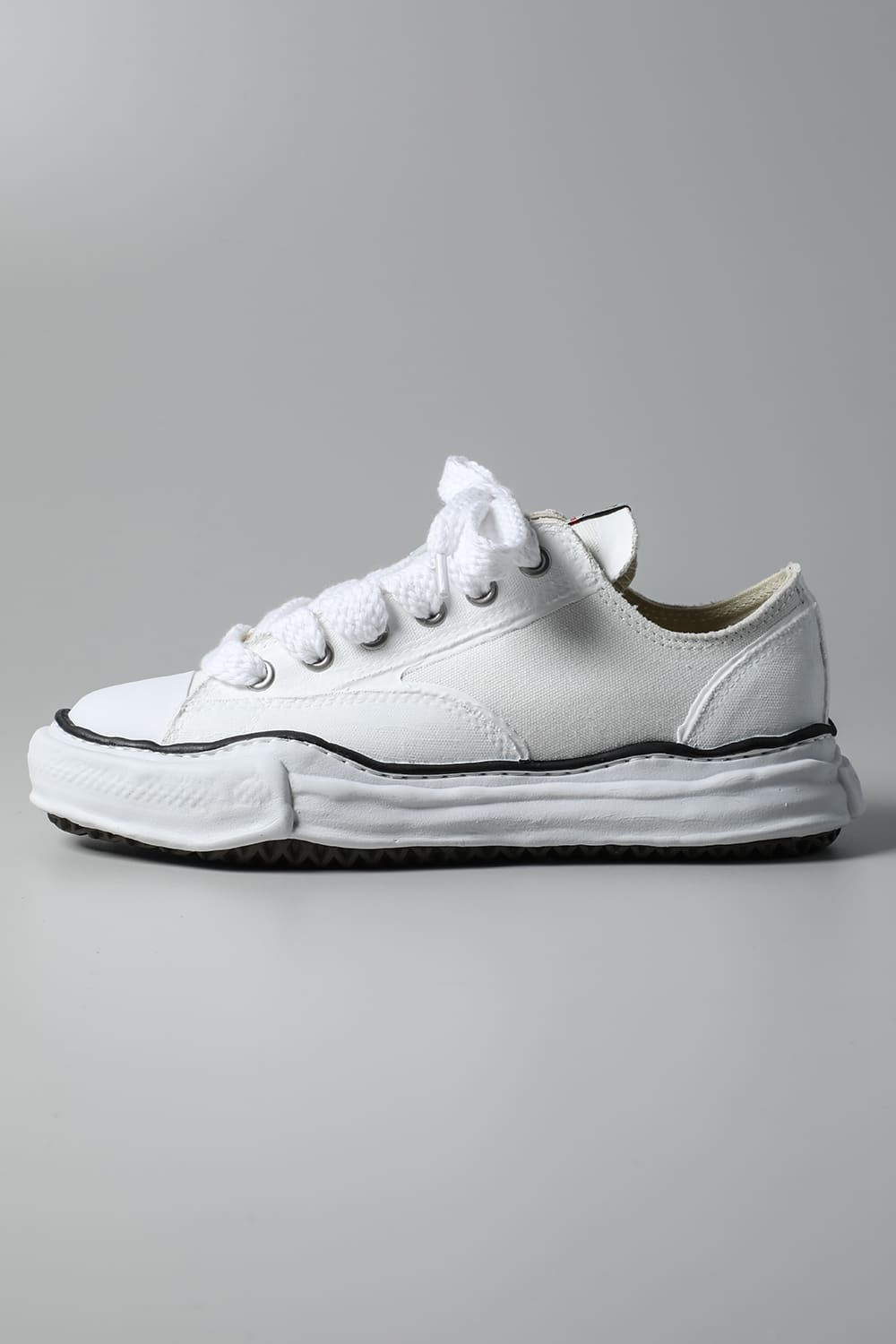 PETERSON Low Original sole rubber painted canvas Low-Top sneakers White