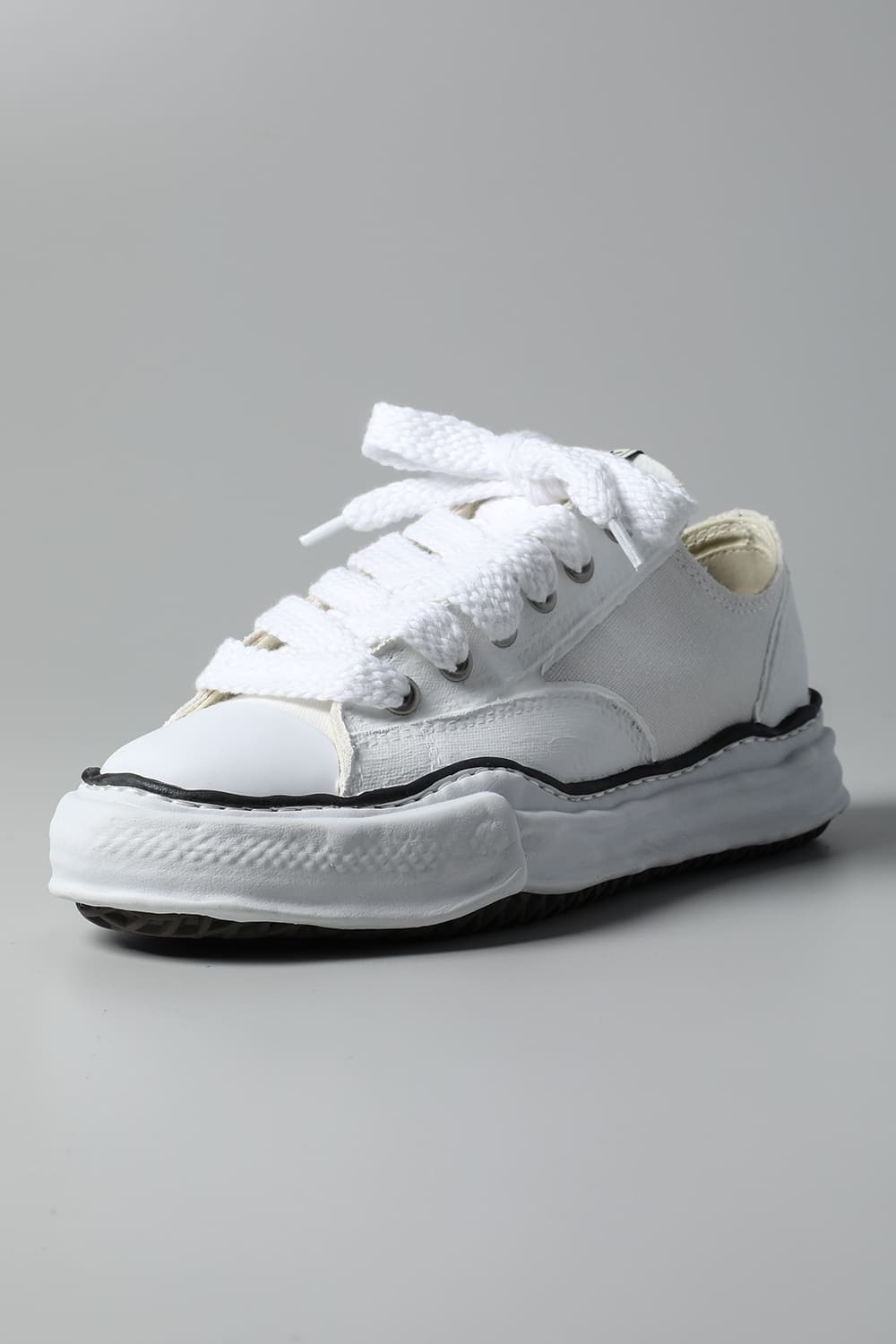 PETERSON Low Original sole rubber painted canvas Low-Top sneakers White
