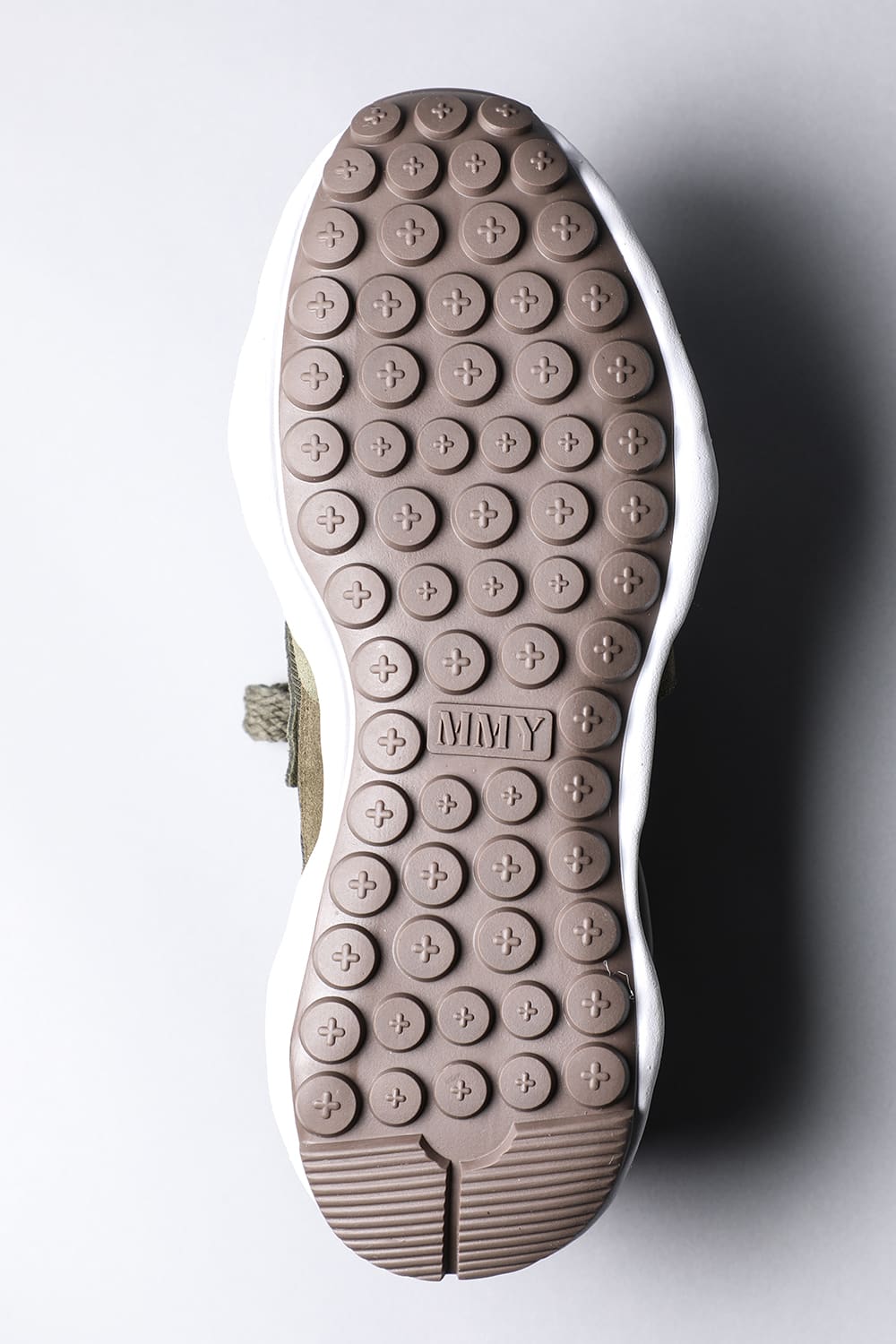 Original sole Broken detail Running sneakers Khaki