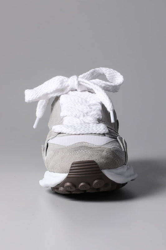 Original sole Broken detail Running sneakers White