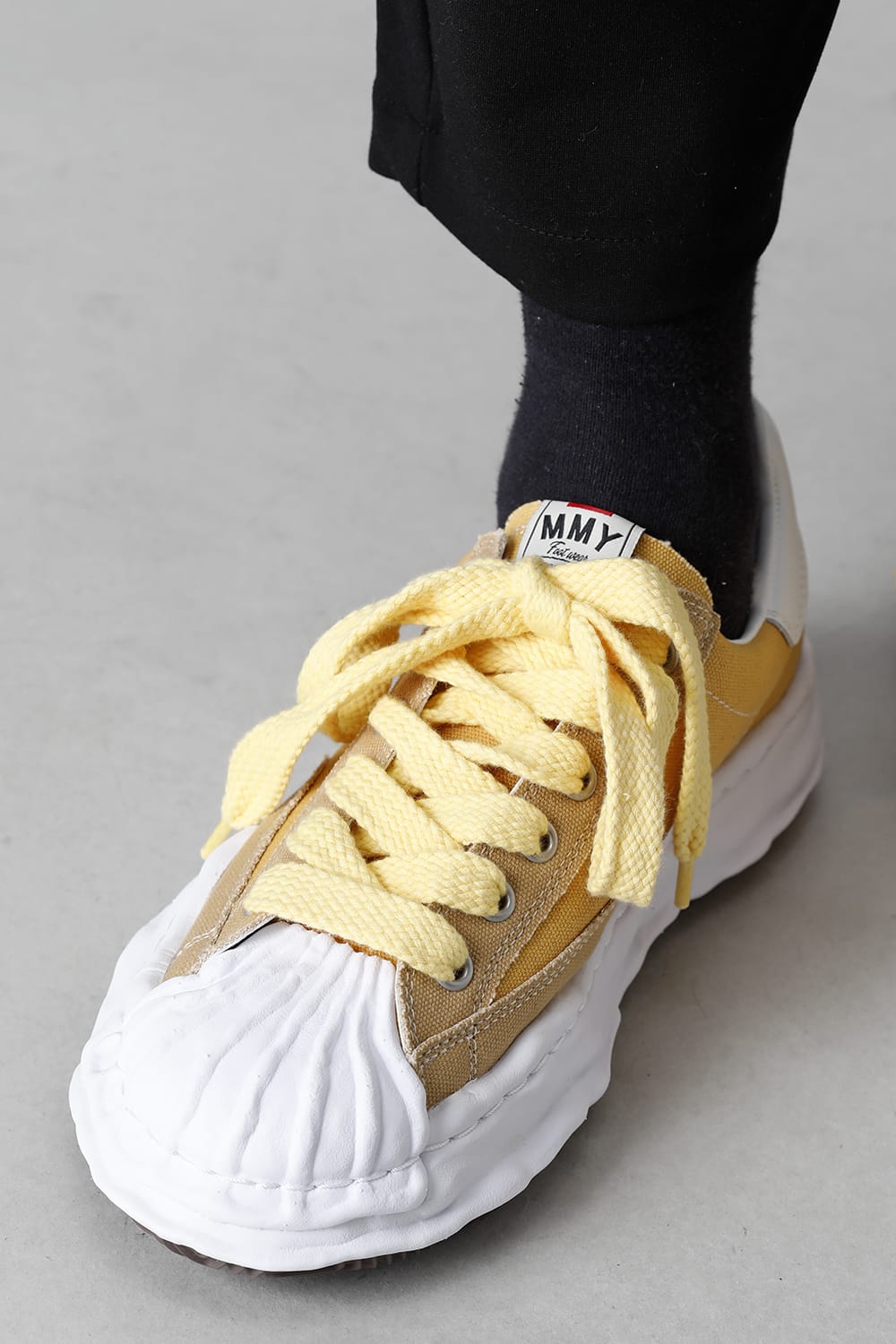-BLAKEY Low- Original sole canvas Low-Top sneakers Yellow