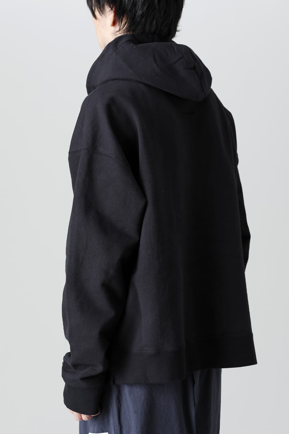 Embroideried hodie  Black