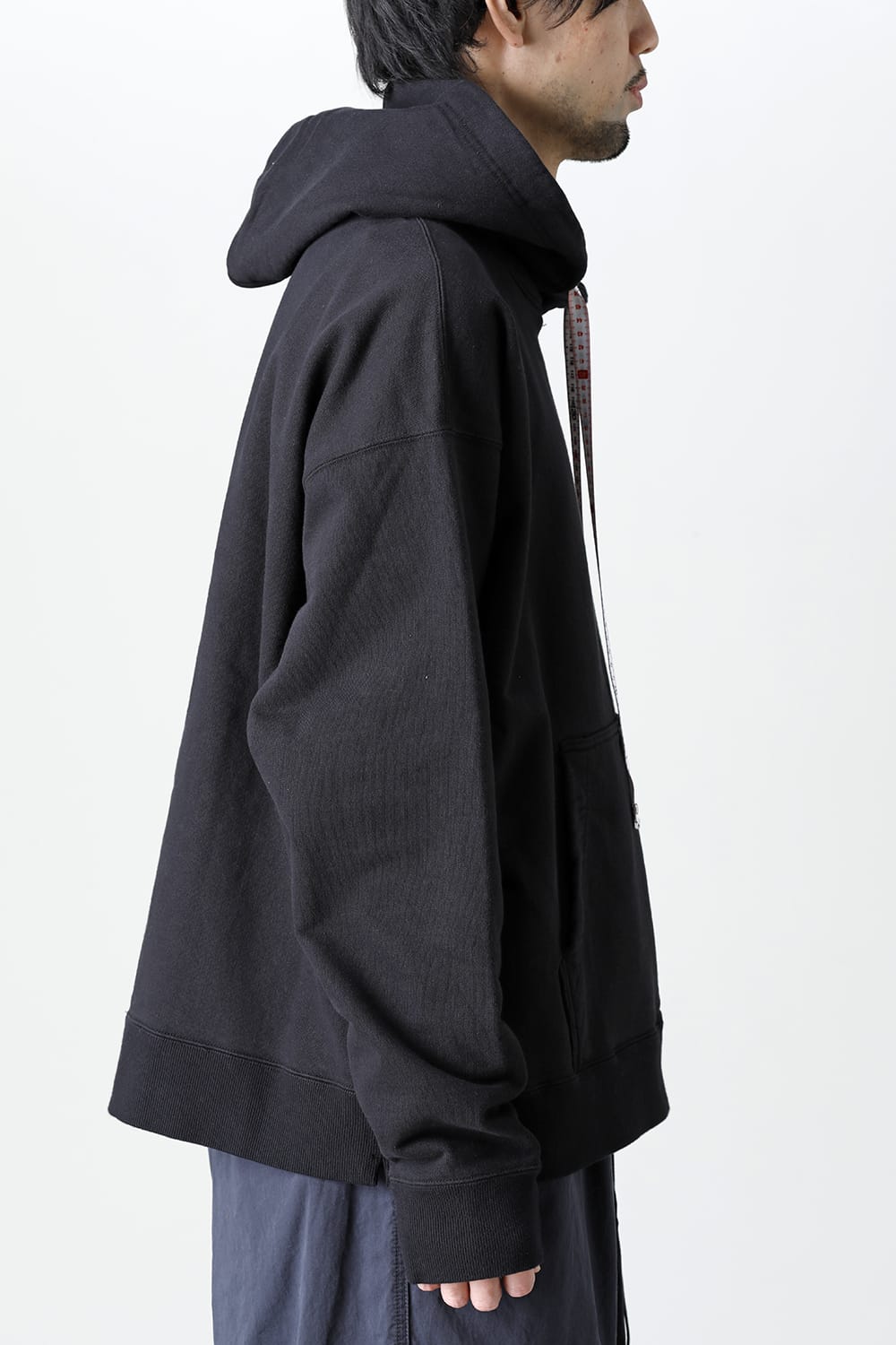 Embroideried hodie  Black