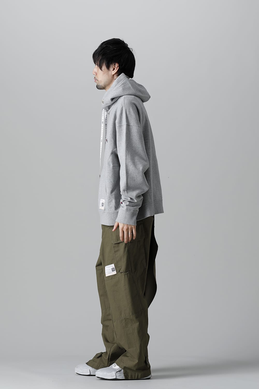 Embroideried hodie  Gray