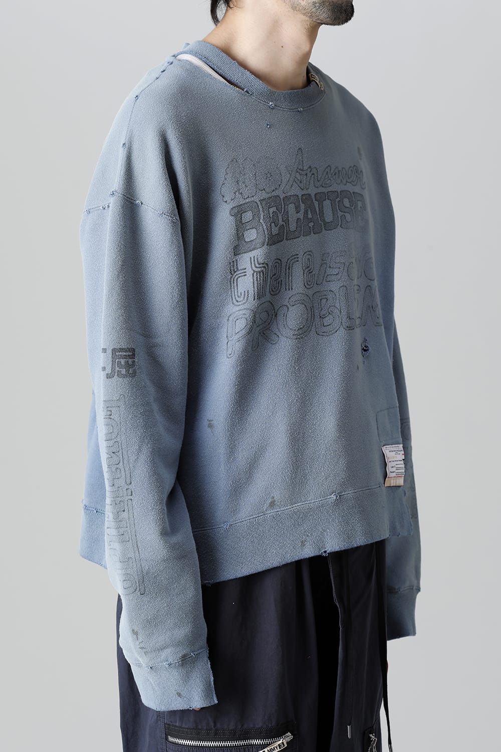Distressed pullover Blue