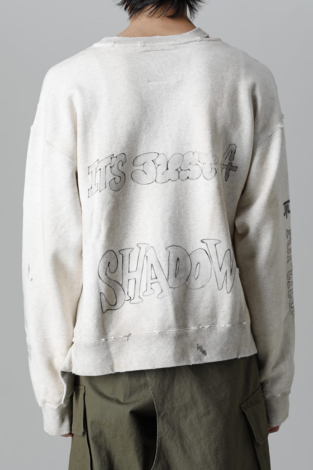 Distressed pullover White