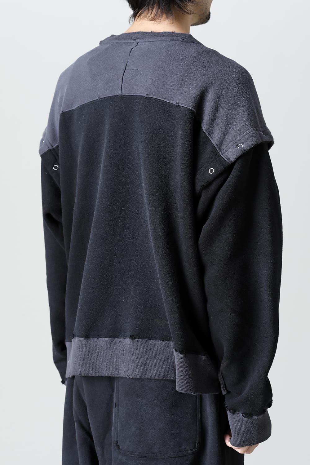 Removable pullover  Black